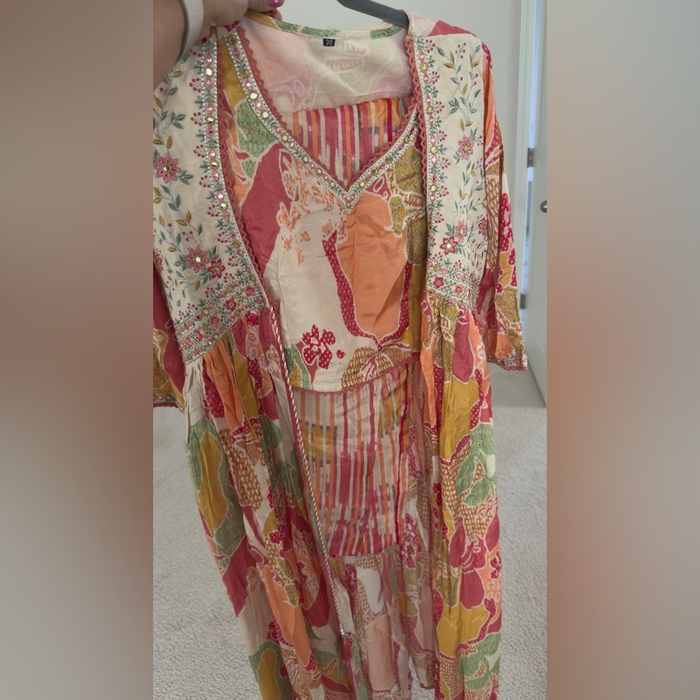 Floral Multicolor Kurta Bottom Set - Picture 3 of 4